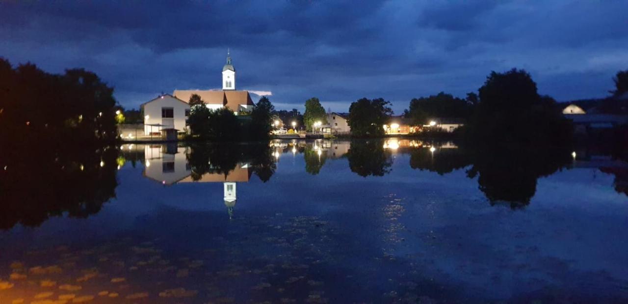 Grosszugig Und Komfortabel:Ferienwohnung Im Bayerischen Wald! Wiesenfelden Esterno foto